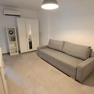 https://ris-studio-dublu-universitate-centrul-vechi.bucharesthotelsnow.com